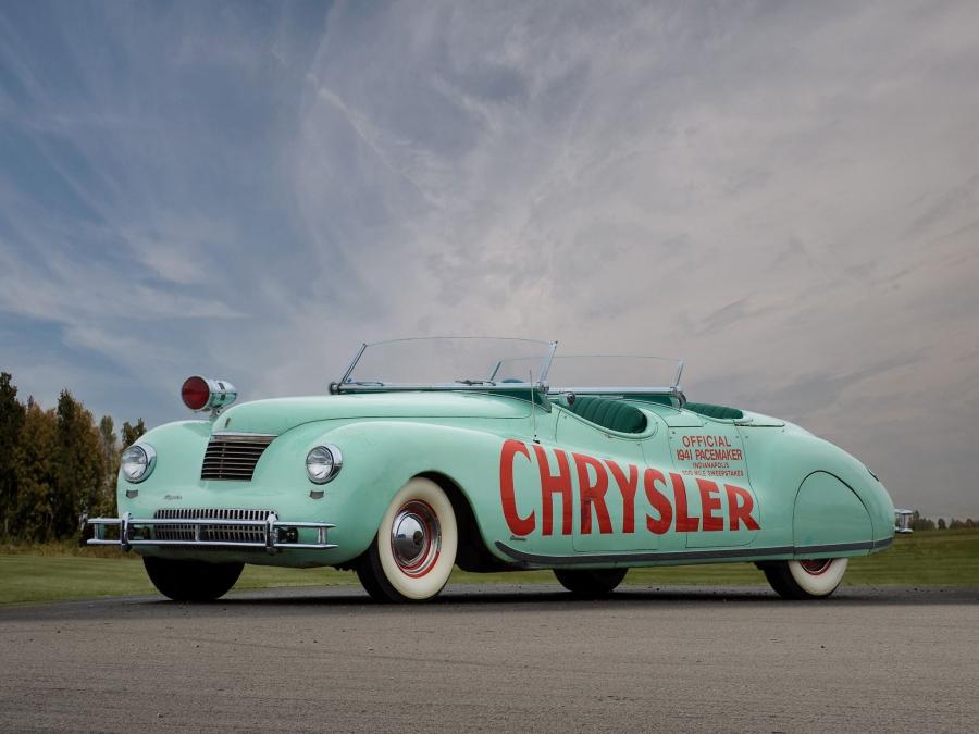  Chrysler Newport Dual Cowl Phaeton LeBaron Pace Car 1941 года  (фото 1 из 16)
